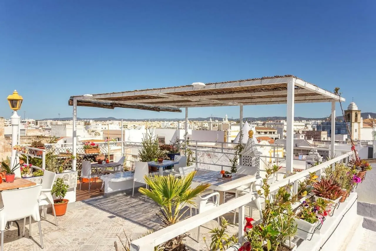 Al - Alojamento Local Pension Bicuar Olhao Guest house