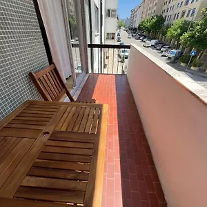 Ambiente Moderno Com Bom Gosto Coímbra