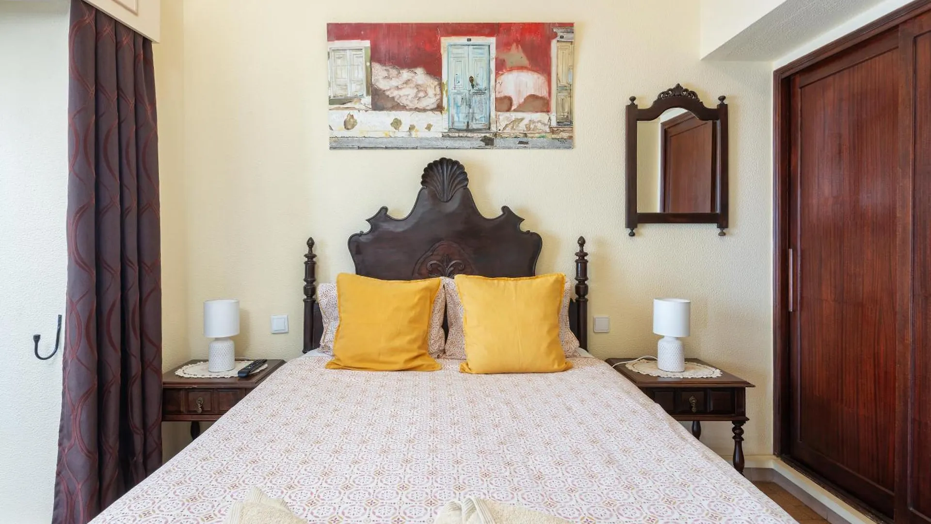 Guest house Al - Alojamento Local Pension Bicuar Olhao