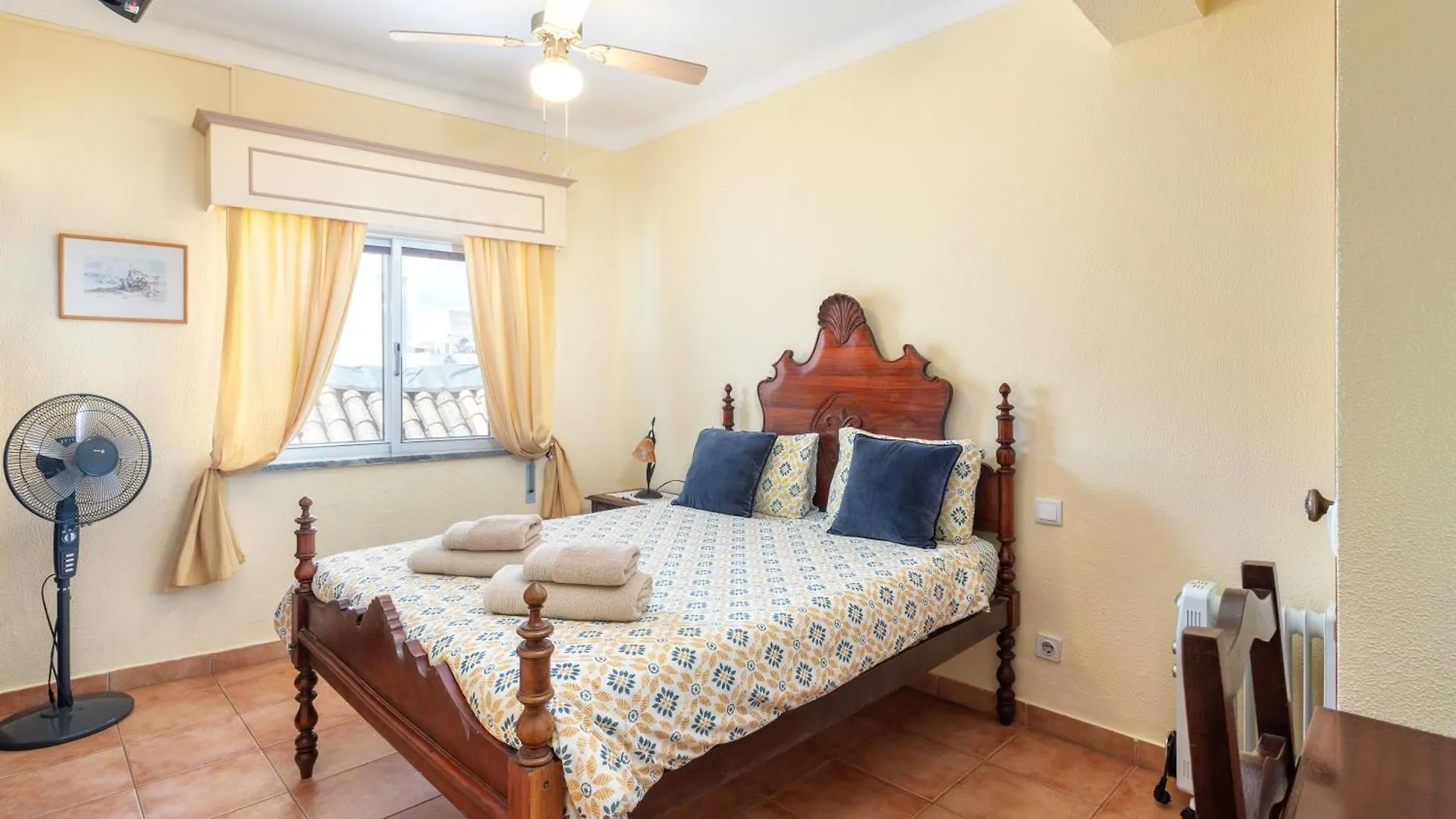 Al - Alojamento Local Pension Bicuar Olhao 3*,  Portugal