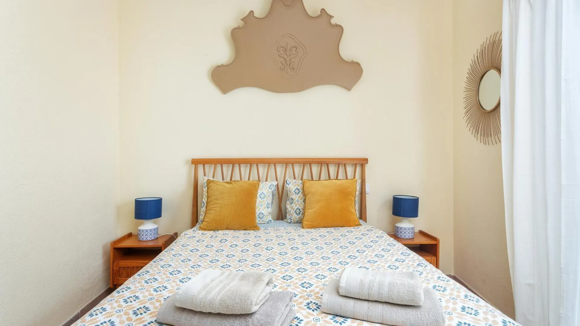 Guest house Al - Alojamento Local Pension Bicuar Olhao