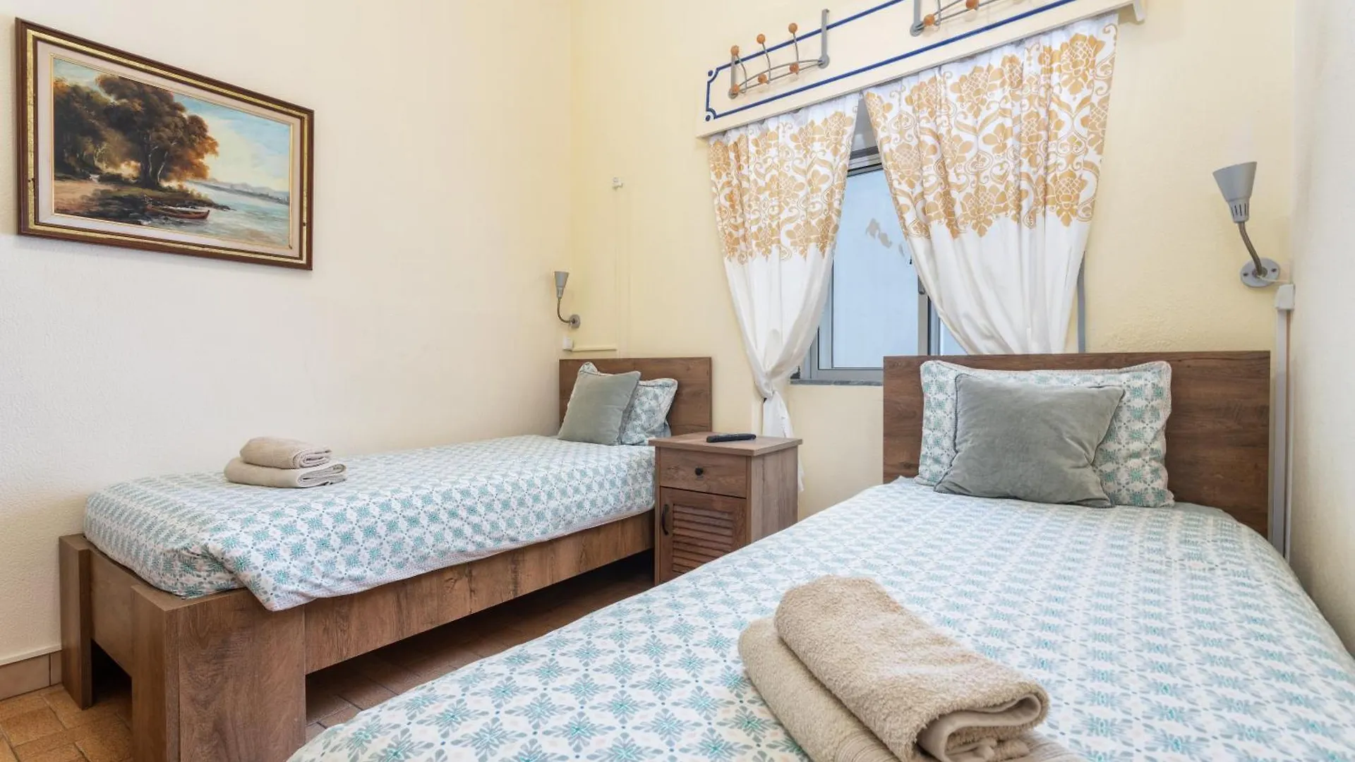 Al - Alojamento Local Pension Bicuar Olhao
