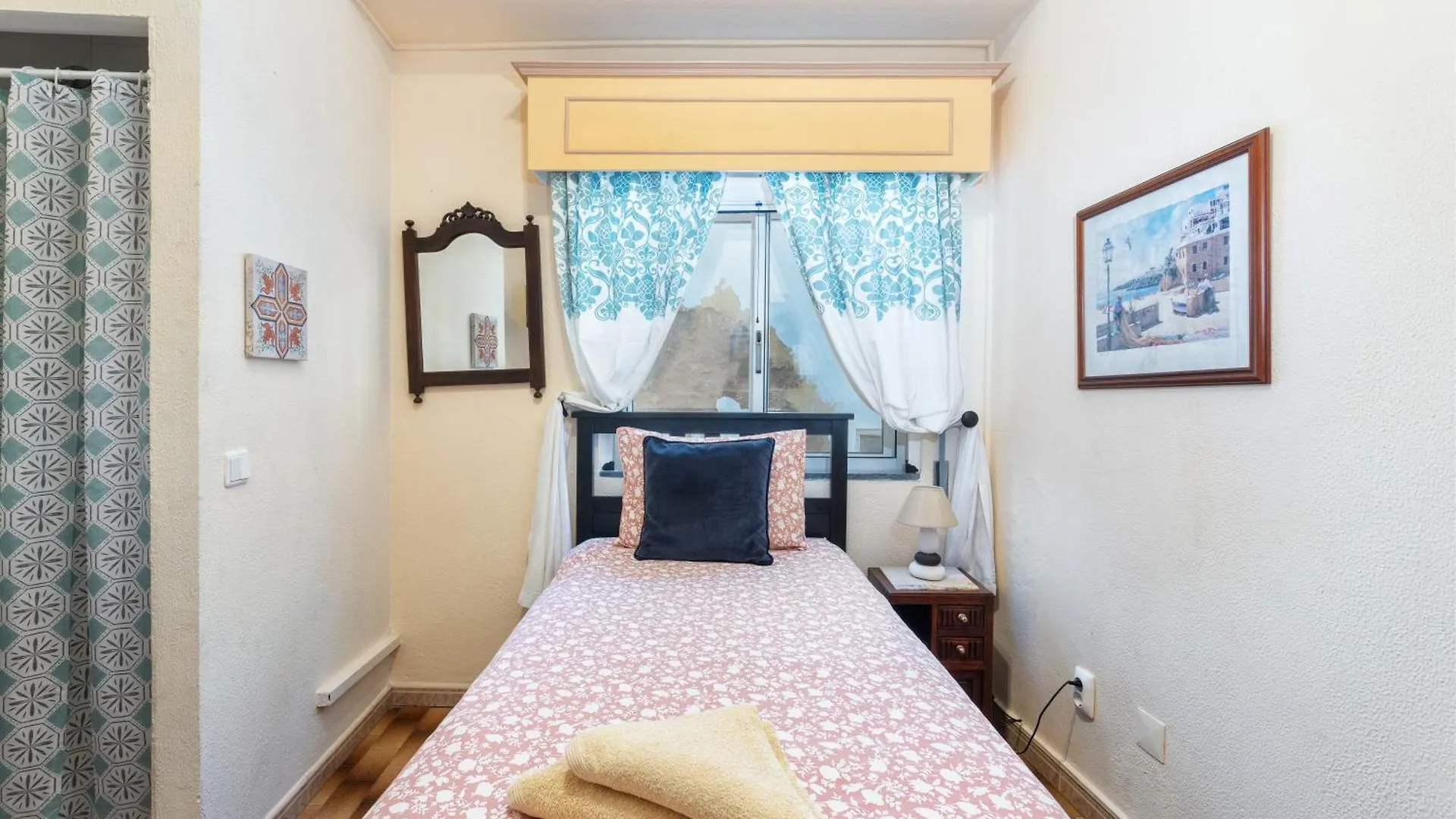 Al - Alojamento Local Pension Bicuar Olhao 3*,