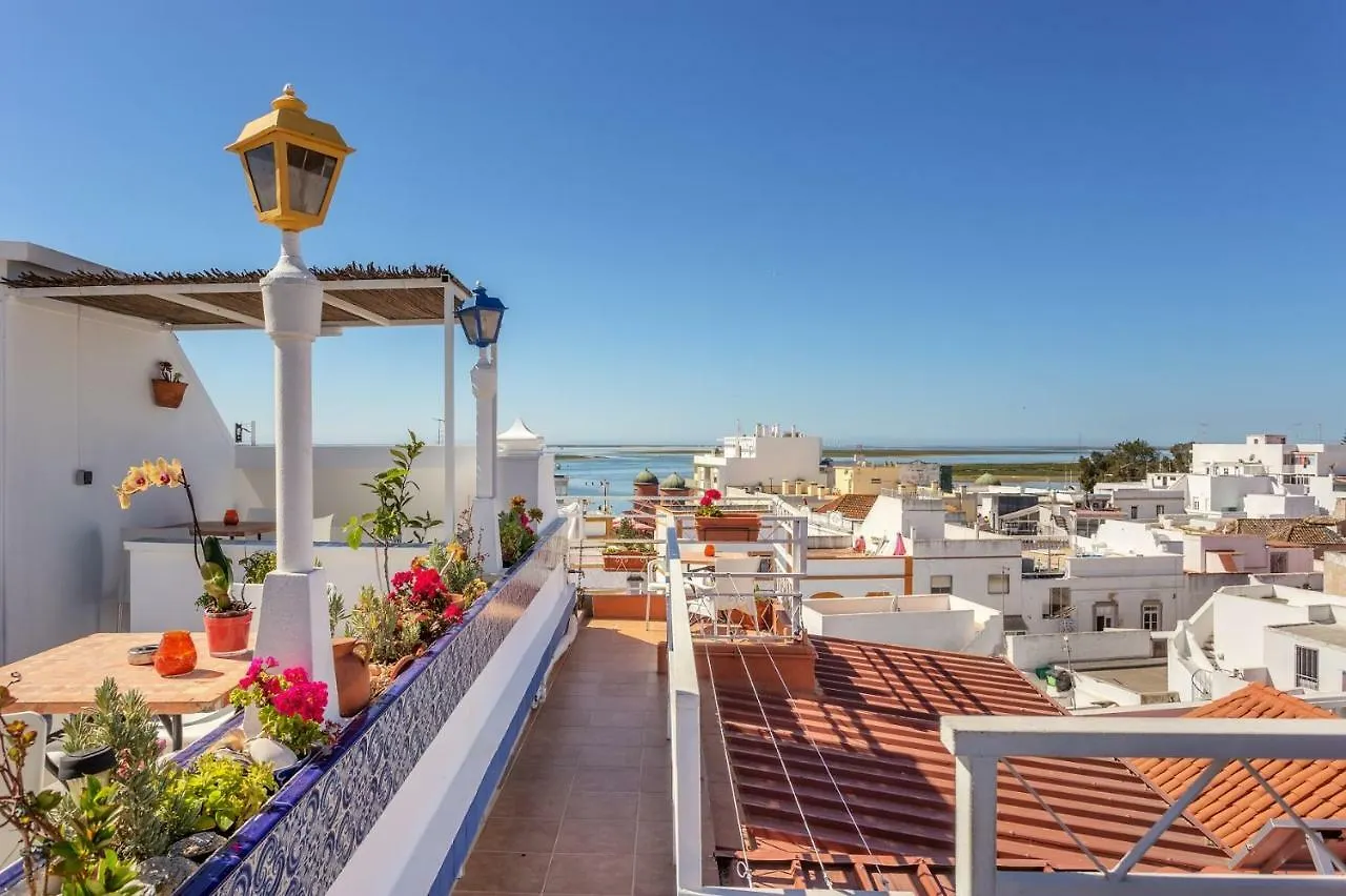 Guest house Al - Alojamento Local Pension Bicuar Olhao